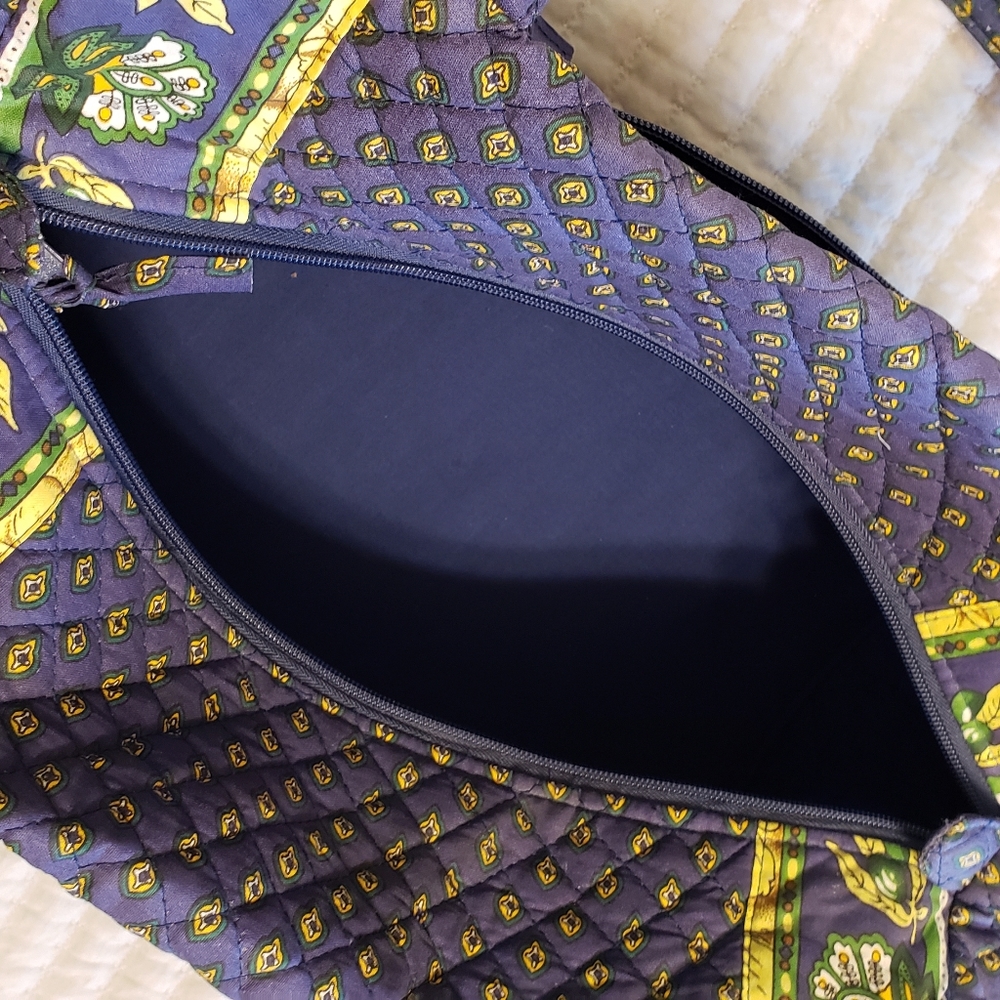 Beautiful Condition Soft Large Bag - image 5